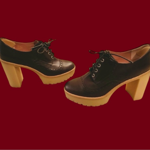 Red Valentino Platform Ankle Boots - Picture 2 of 3